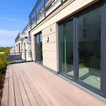 Bernstein We 06 Apartman